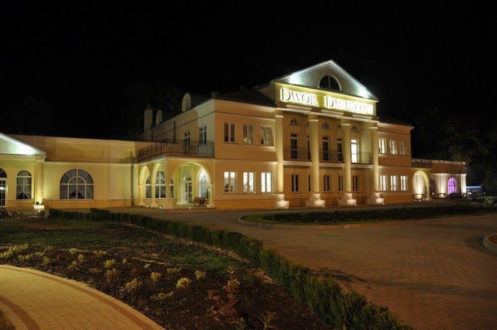 Hotel Dwór Dwikozy Exterior foto